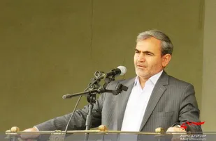 صبحگاه مشترک نیروهای نظامی و انتظامی در تیپ پمکا میانه برگزار شد