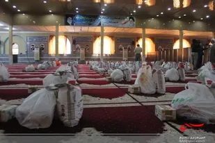 توزیع 500 بسته کمک معیشتی در شهرستان دشتی