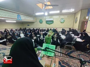 دارالقرآن اوقاف طرقبه از تربیت سالانه ۵۰۰ بانوی قرآن&zwnj;آموز تا پرورش نسل توانمند مربیان بومی+عکس