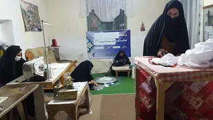 راه اندازی کارگاه تولید ماسک و دستکش در شهرستان زهک