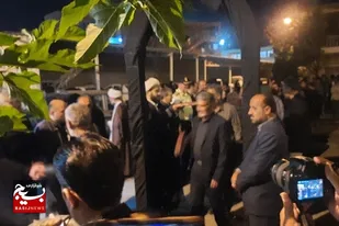 کاروان زائران مرقد امام خمینی(ره) عازم حرم امام شدند