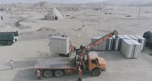 عملیات نصب ۴۰۰ دستگاه کانکس اهدایی سپاه پاسداران تا ۴۸ ساعت آینده به پایان می رسد