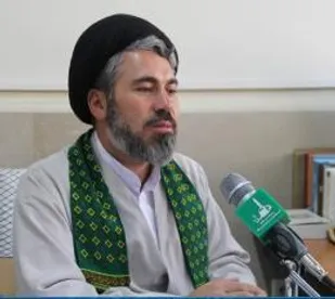 امام(ره) از ابتدا ماهیت نهضت را اسلامی و هدف ملّت را اسلام معرفی کرد