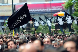 هیئات مذهبی مجدانه پیگیر این هتک حرمت بوده و منتظر پاسخ قاطع ارگان&zwnj;های مسئول هستند