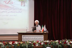 ایران در حال درخشش در عرصه جهانی است/ تهدیدات قطعی انقلاب اسلامی با هوشمندی رهبر انقلاب به فرصت تبدیل شد