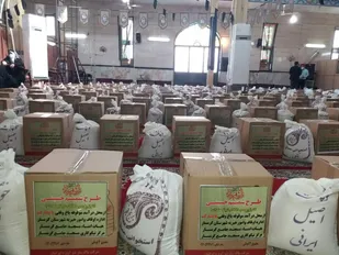 313 بسته معیشتی در گرمسار توزیع شد+تصاویر