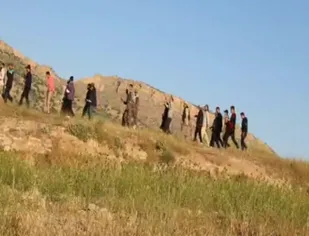 صعود ۴۰۰ نفر از بسیجیان سپاه استان به ارتفاعات بازی دراز در استان کرمانشاه
