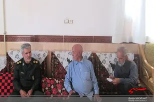 دیدار بسیجیان حوزه شهید قهاری همدان با خانواده شهید &laquo;قربانی&raquo;