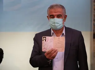 با حضور پرشور، ایرانی قوی و جمهوریت پررنگ داشته باشیم