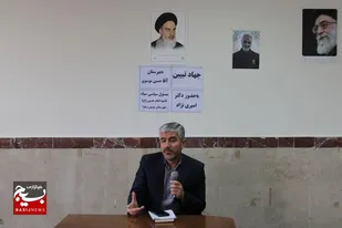 انقلاب اسلامی ایران&zwnj;، رستاخیز مذهبی و تجدید حیات جهان اسلام بود