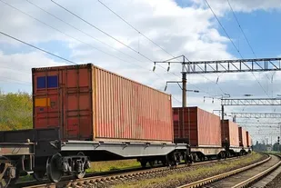 سرخس آماده پذیرش بارهای کانتینری چین در کریدور ریلی ایران