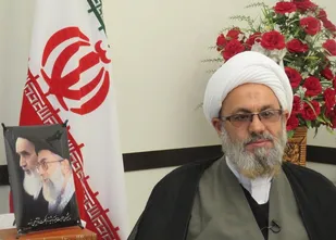 روحانیت در دفاع مقدس نقش اساسی و کلیدی داشتند
