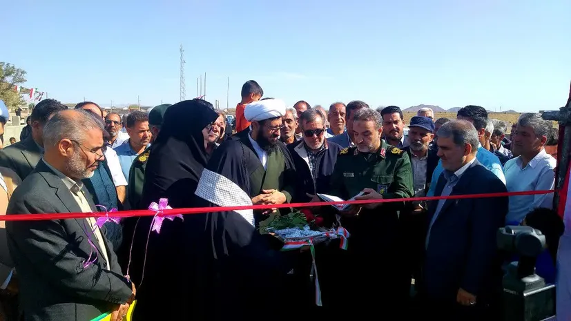 گام بسیج سازندگی برای آبادانی؛ جاده بین مزارع احمدآباد به بهره‌برداری رسید