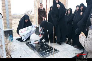 غبارروبی مزار شهدا به&zwnj;مناسبت هفته بسیج در دمق