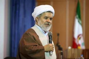 مخالفان می&shy; گفتند آبروی اسلام و روحانیت را بردید