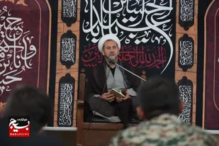 امام حسین(ع) چراغ هدایت برای همگان است
