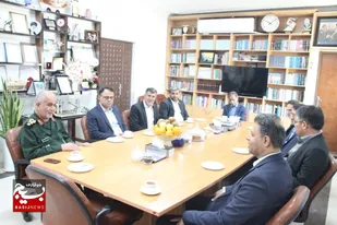 دیدار مدیر امور شعب بانک صادرات استان با فرمانده سپاه امام صادق (ع)