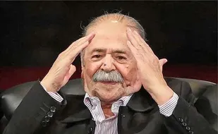 ماجرای تشکر رهبر انقلاب از محمد علی کشاورز