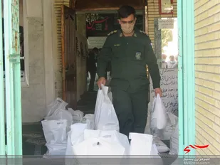 برگزاری رزمایش کمک های مومنانه به مناسبت هفته دفاع مقدس