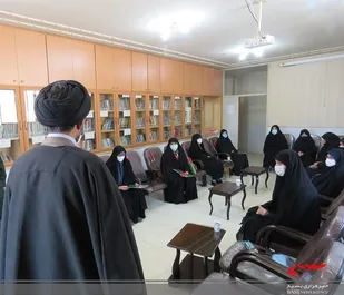 یکی از راه های نفوذ شیطان، عُجب و خودبرتر بینی است
