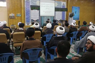نشست بصیرتی مبلغین شهرستان لردگان برگزار شد