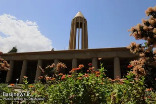آرامگاه حکیم بوعلی سینا در همدان