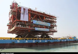دومین سکوی فازهای ۲۲ تا ۲۴ پارس جنوبی بارگیری می&zwnj;شود
