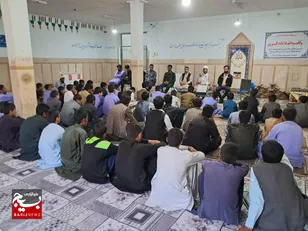 برگزاری جهاد تبیین در مدارس تفتان با هدف روشنگری نسل جوان