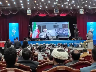 از ویتامین بدن تا غذای روح/حجت&zwnj;الاسلام قرائتی نماز را سرمایه زندگی خواند