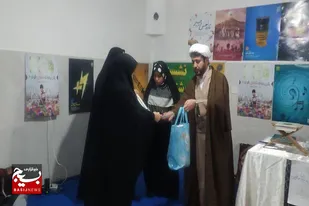 برگزاری نشست بصیرتی و جشن پیروزی انقلاب اسلامی در پایگاه مطهره فامنین