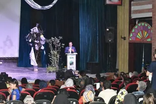 جشنواره مردمی &laquo;مثبت شهروند&raquo; در کازرون برگزار شد