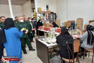 بازدید سردار مجیدی از کارگاه تولید ظروف شيشه&zwnj;ای در ملایر
