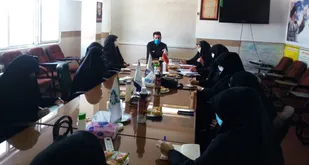 برگزاری جلسه کارگروه بانوان استان قم با موضوع اشتغالزایی و کارآفرینی بانوان بسیجی