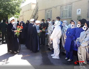 مشارکت 500 طلبه بسیجی در مقابله با گسترش ویروس کرونا/ توزیع ۵۰۰ بسته معیشتی بین طلاب نیازمند