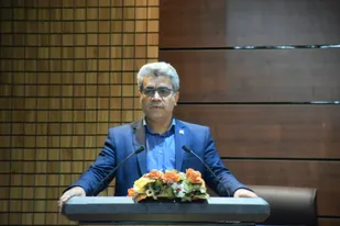 بستری ۱۱ کرونایی در شرق استان سمنان/نیاز به کار فرهنگی بعد از کرونا در دانشگاه&zwnj;ها