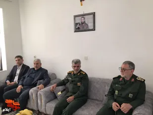 دیدار مسئولان با خانواده شهید شاخص &laquo;علی سجادی&raquo;