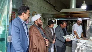 تجلیل از نانوایان نمونه چناران با تأکید بر نقش آنان در تأمین امنیت غذایی