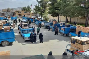 43  سری جهیزیه به نو عروسان در عجب شیر اهدا شد