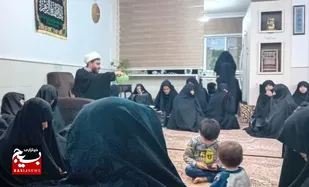 تجلیل از مادران و همسران شهدا در منزل شهیدموسوی&zwnj;نژاد