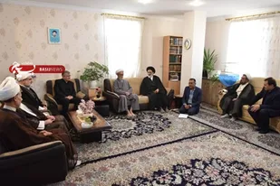 جانفشانی های شهدا و ایثارگران در ثبات و قدرت کشور مؤثر است