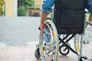 ارائه یک میلیارد ریال تسهیلات بانکی به معلولان به منظور ایجاد اشتغال پایدار