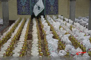 تقدیم کمک مومنانه وگوشت گرم در شهرکرد