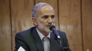 دولت نسبت به عدم صیانت از منابع نفتی پاسخگو باشد