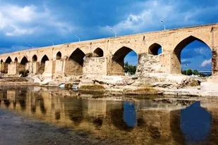 توجه به میراث فرهنگی خوزستان با فعالیت ۲۶ کارگاه مرمت