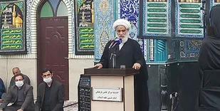 نخبگان خود را وقف خدمت به مردم کنند/ اصلاح جامعه از اهداف نهضت عاشورا است