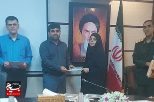 مراسم تجلیل از دختران نمونه بسیج دانش آموزی وانجمن اسلامی در شهرستان دشتی