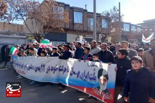 برگزاری راهپیمایی عظیم ۲۲ بهمن در&nbsp; دیار آیت الله بهاری (ره)
