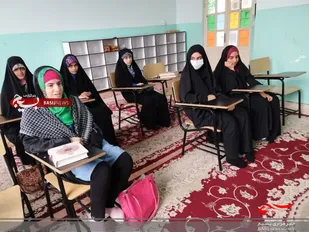 جایگاه حضرت زینب(س) به عنوان تبیین گر جهادی بررسی شد
