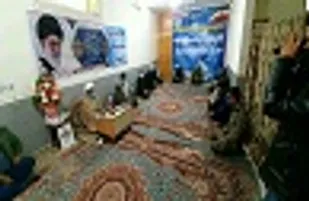 دیدار اعضا ستاد گرامیداشت هفته بسیج شهرستان هیرمند با امام جمعه این شهرستان