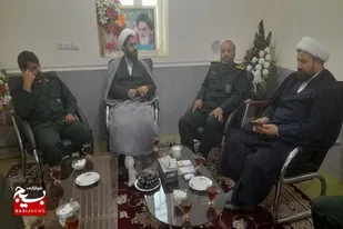 دیدار فرمانده  ناحیه  مقاومت بسیج سپاه هیرمند با حجت&zwnj;الاسلام راشکی